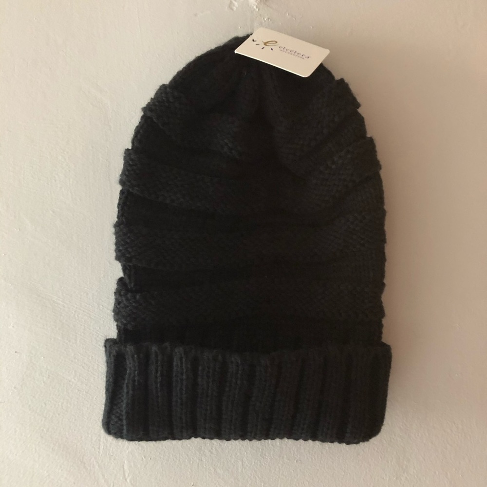 ☀️ New Black Beanie | OS